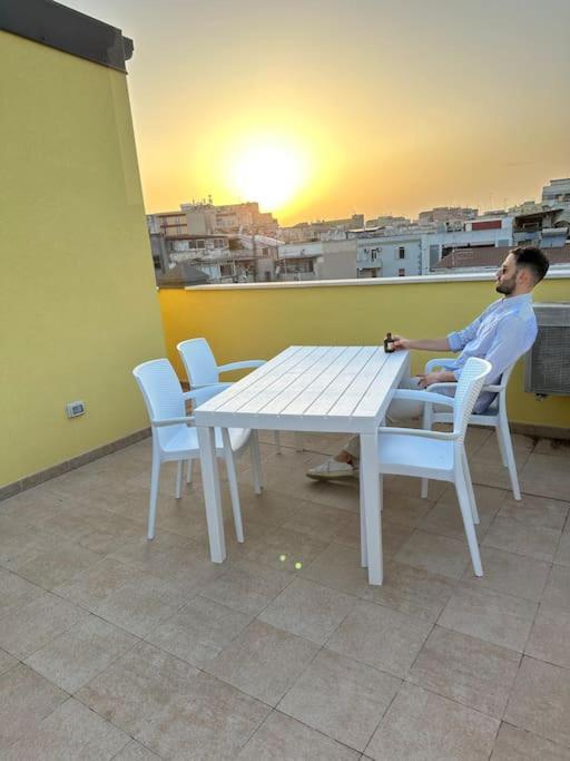 Attico Con Terrazza A Cagliari. Appartement *