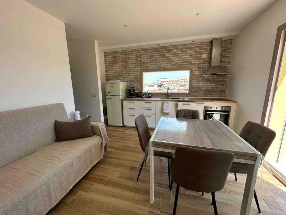 Appartement Attico Con Terrazza A Cagliari. Cagliari